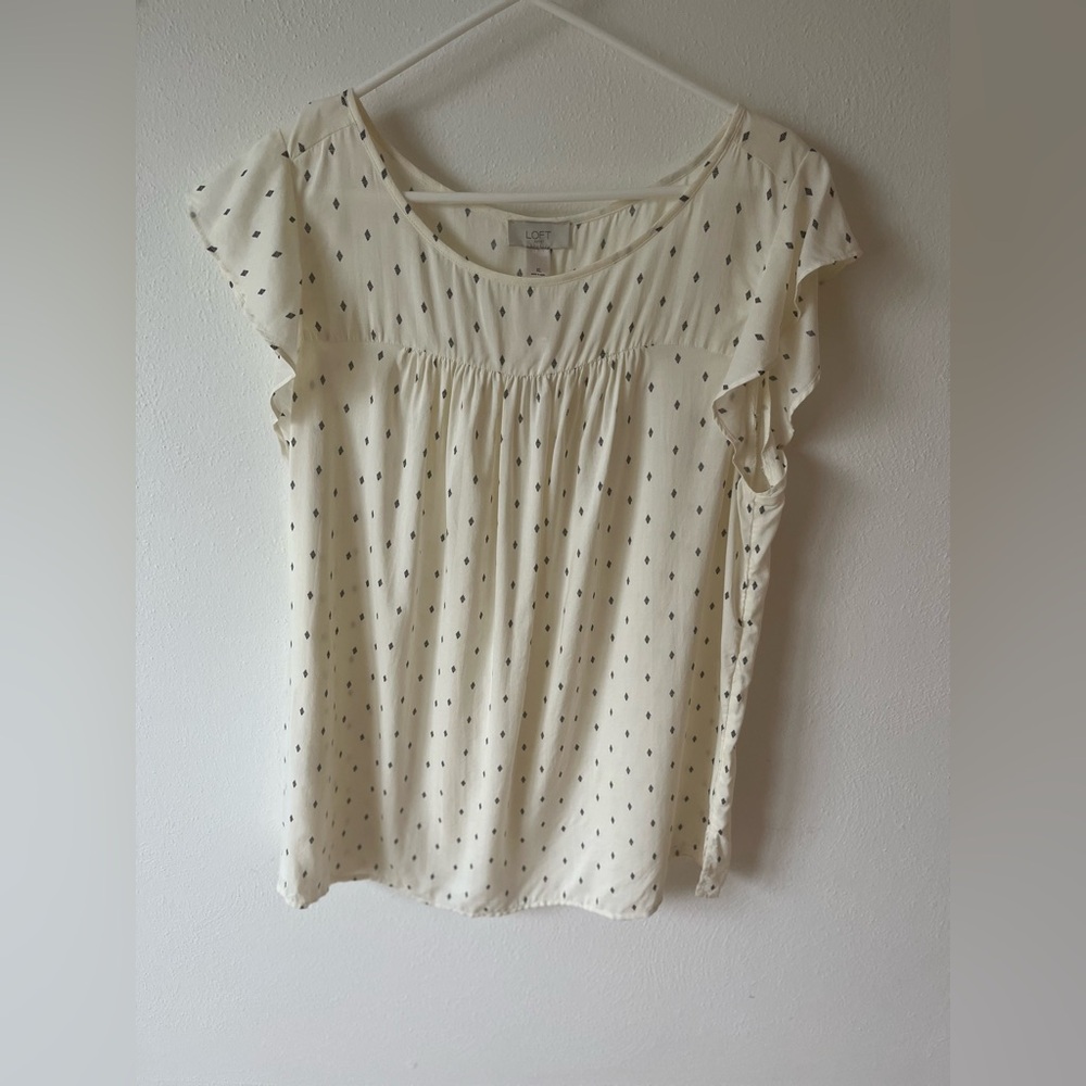 LOFT woman’s tank top, size XL, brand new with tags!!